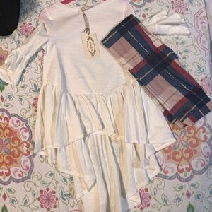 Chic White Girl Top with Plaid Leggings